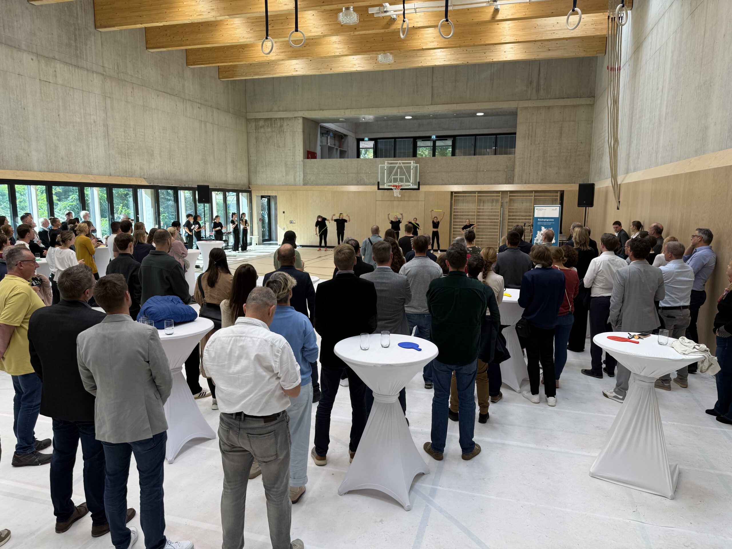Neue Sporthalle feierlich eröffnet